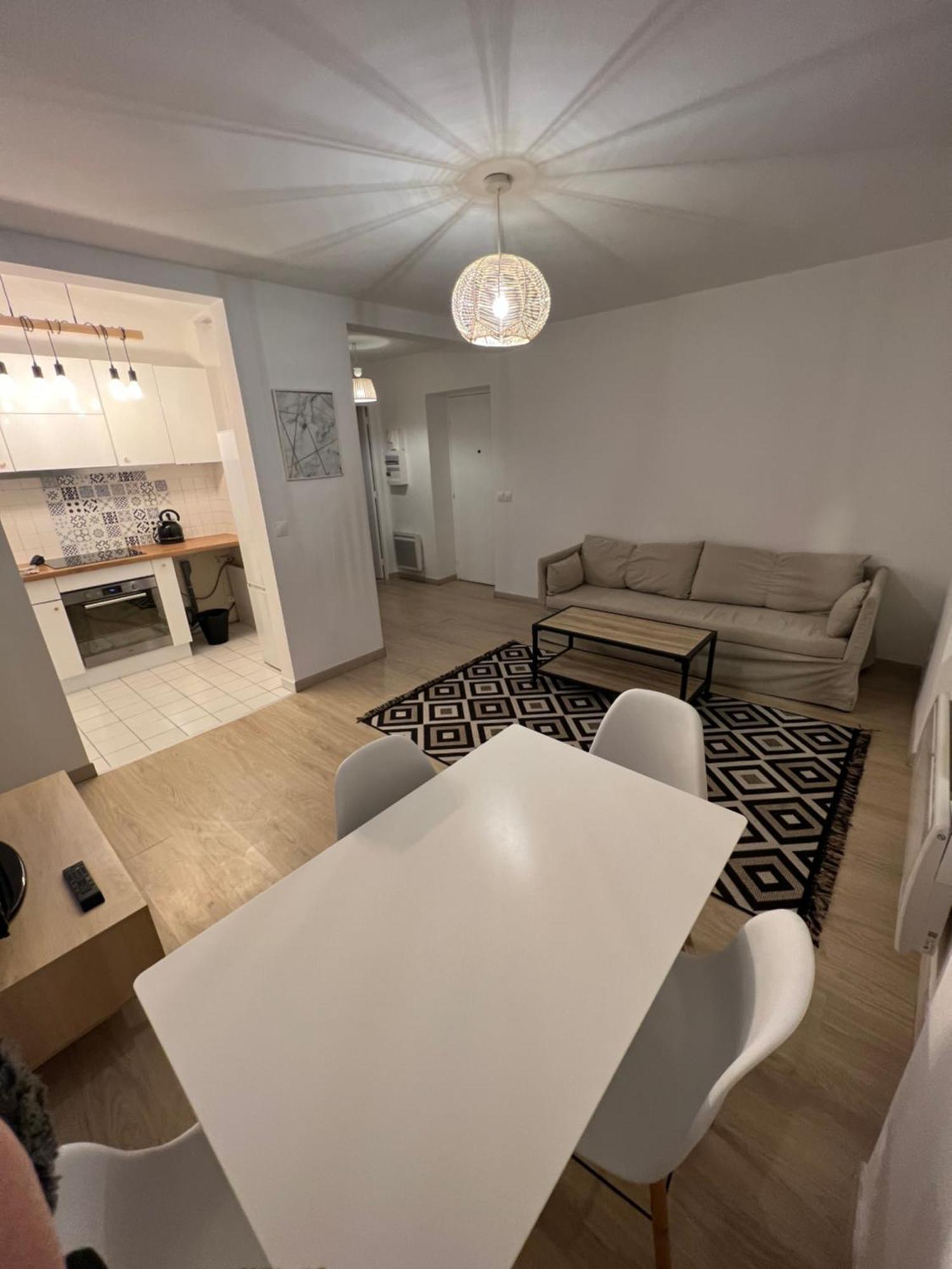 Appartement Lumineux A 2 Pas D'Enghien Монморанси Экстерьер фото