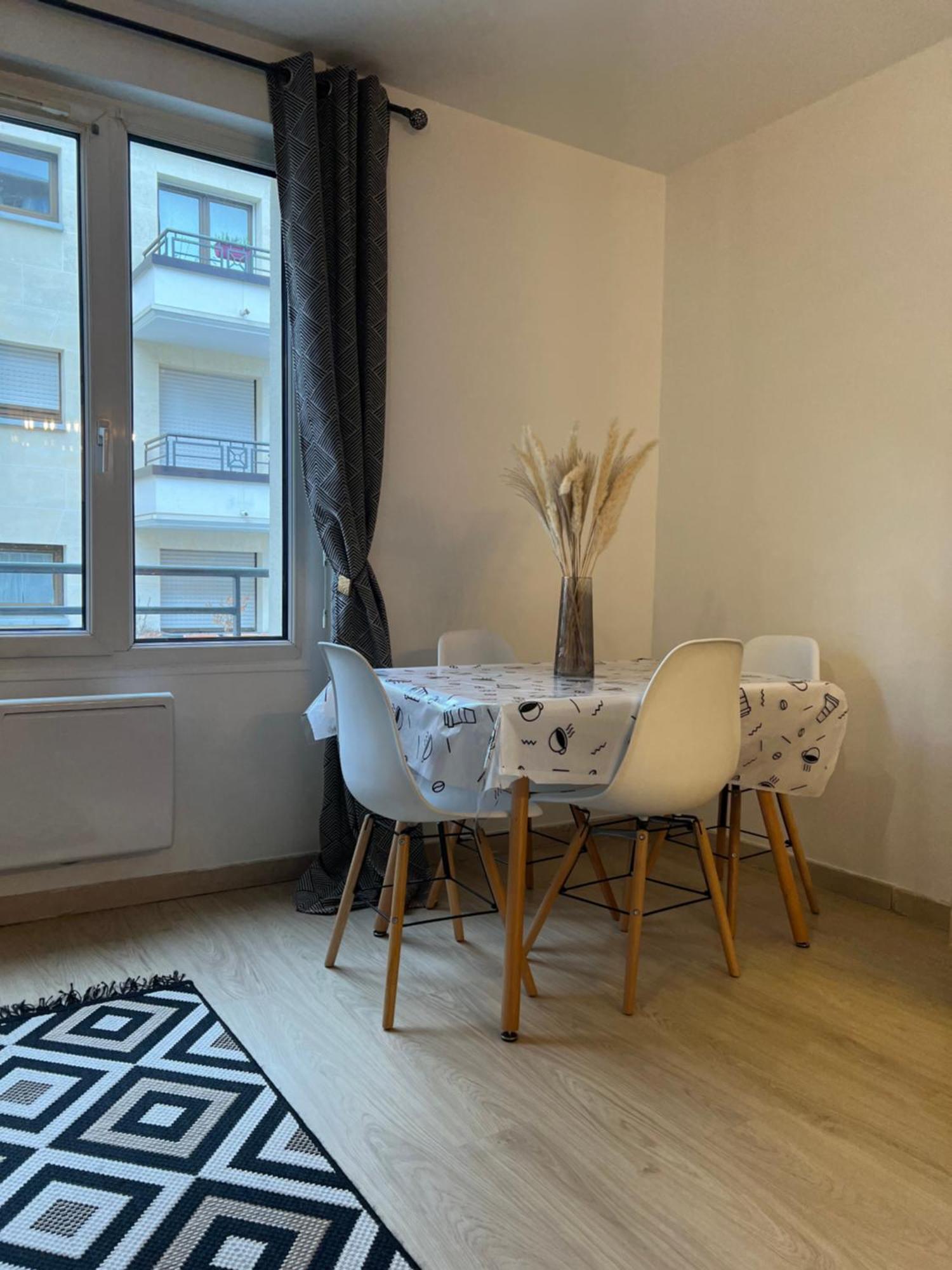 Appartement Lumineux A 2 Pas D'Enghien Монморанси Экстерьер фото
